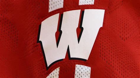 University of Wisconsin police investigating after private photos。